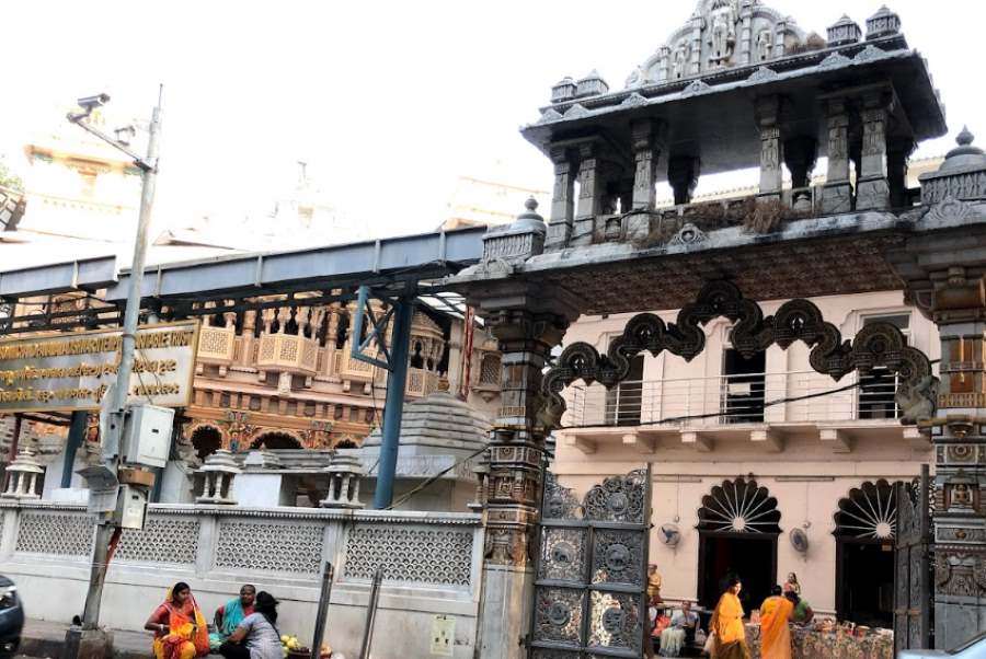 adishwwarji jain mandir in mumbai