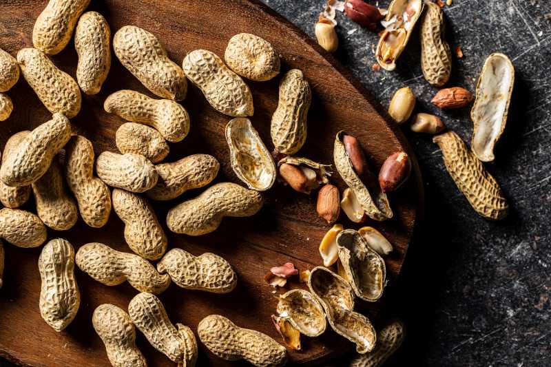 benefits of taking peanuts daily