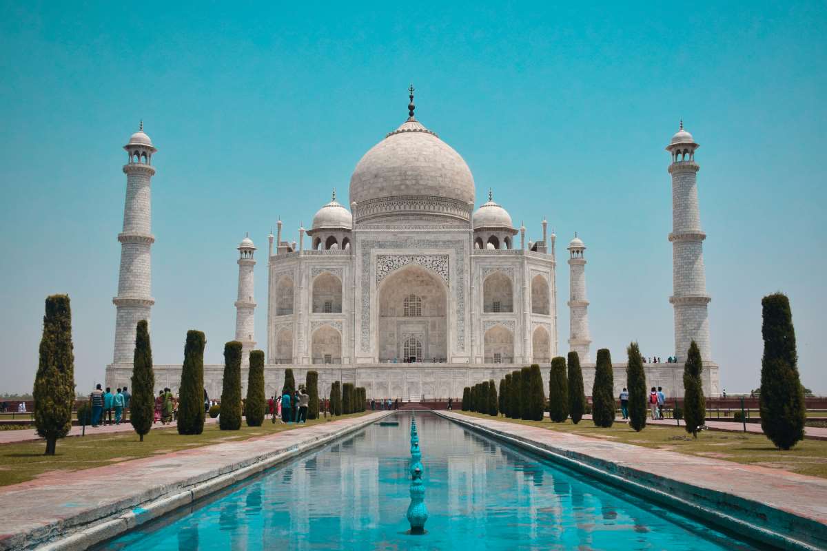 beautiful view of taj mahal