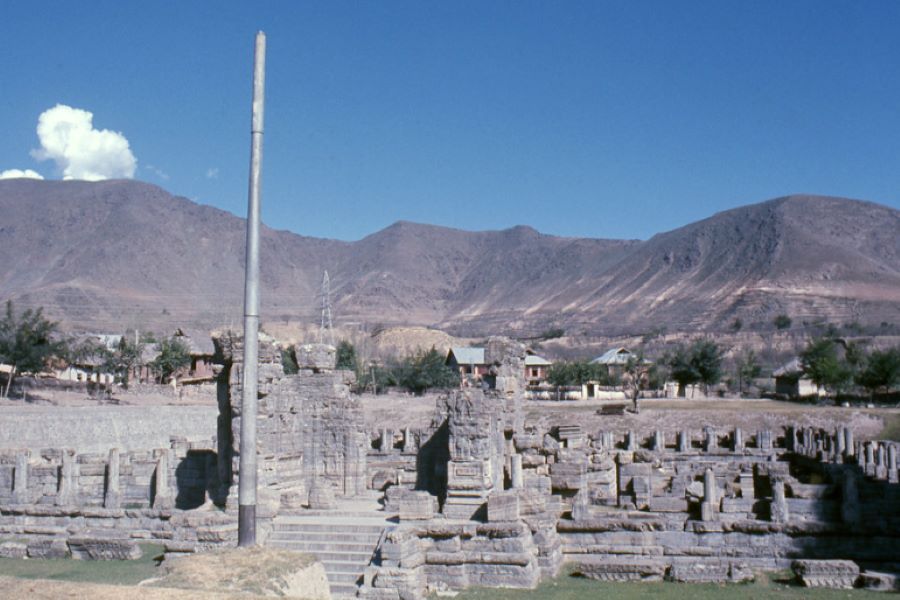 avantipur temple in jammu