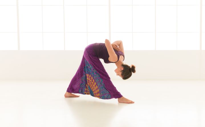 Baddha Parivrtta Trikonasana