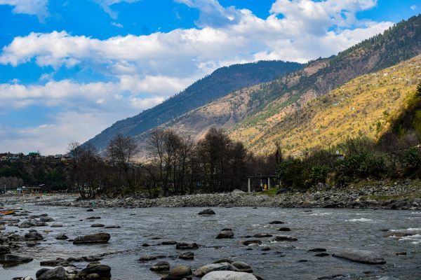 river in beas kund