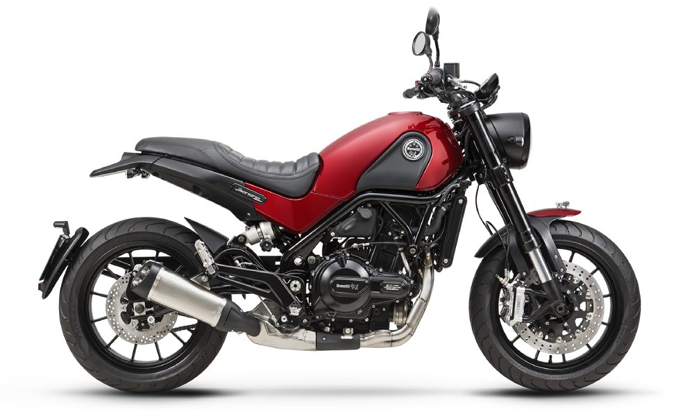 10 Best Twin Cylinder Bikes in India in 2024 with Price and