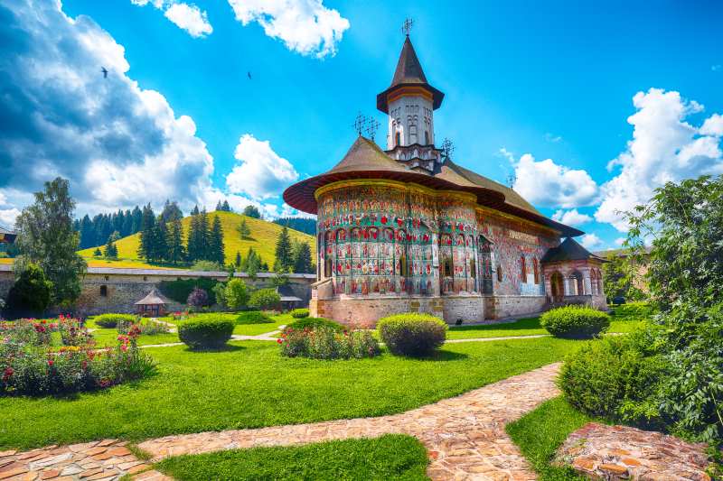 best time to visit romania from india