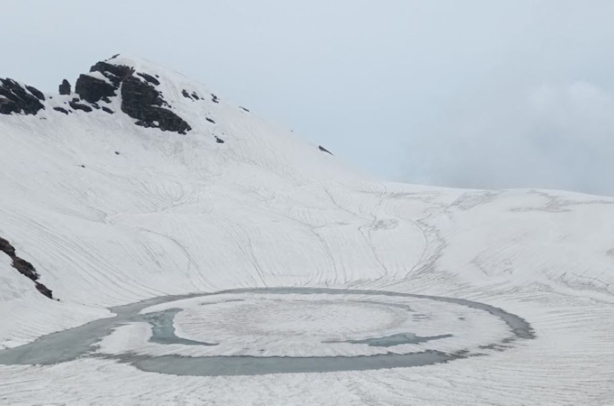 bhrigu lake