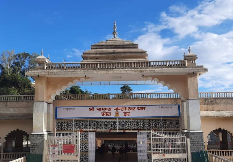 chamunda devi temple in himachal