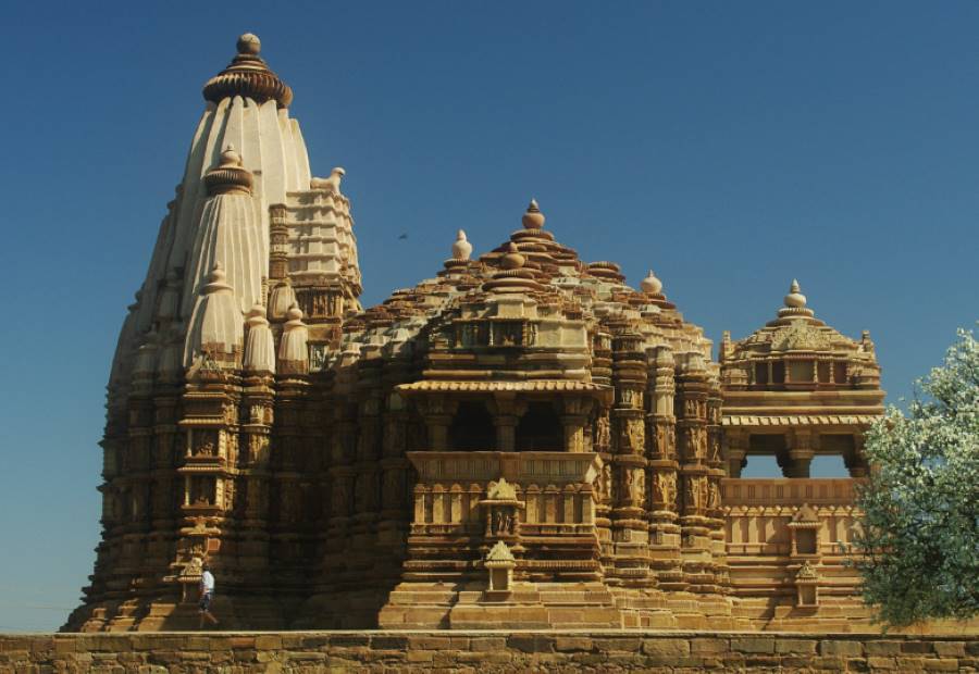 chitragupta temple in khajuraho