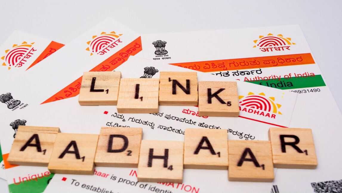 aadhaar card to demat account