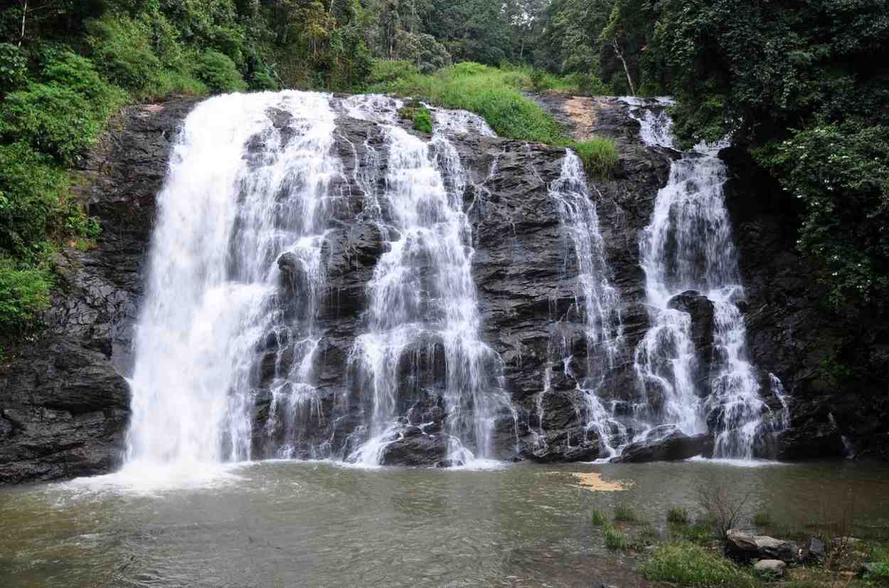 abbey falls%20 asanabalu