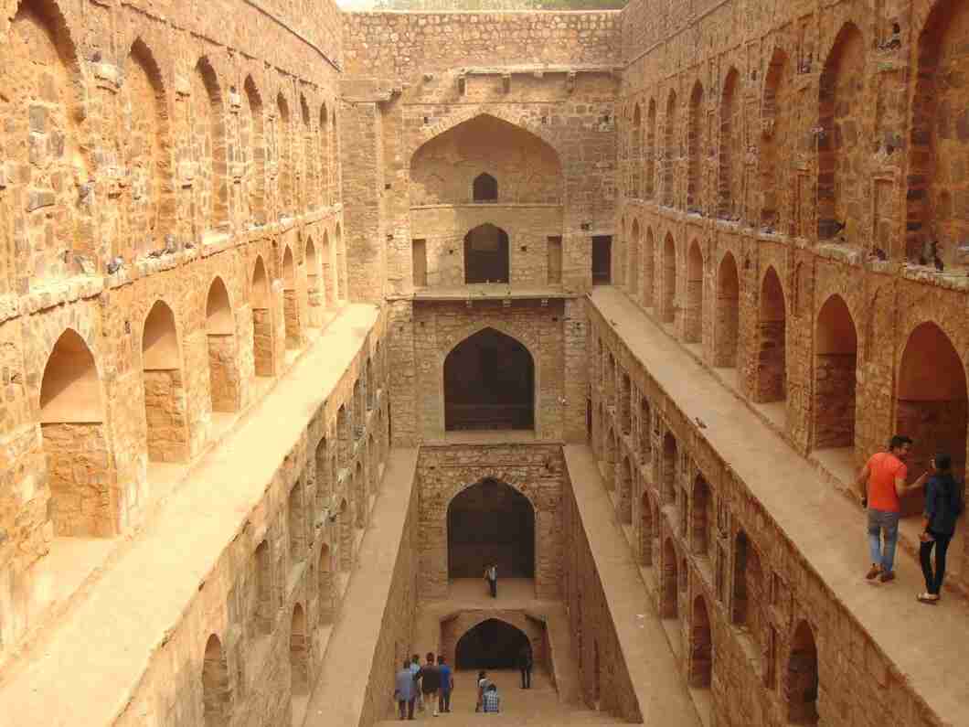 agrasen ki baoli