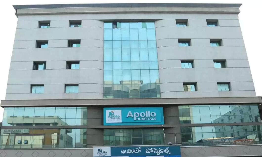 apollo hospitals hyderabad