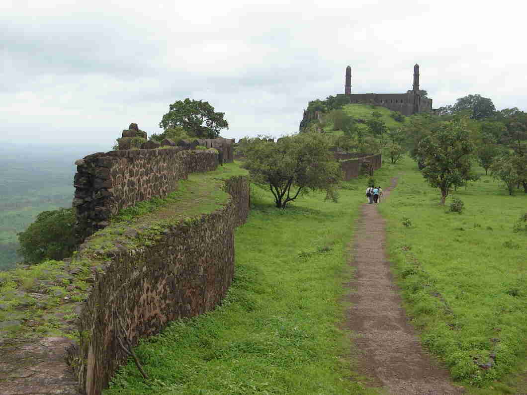 asirgarh fort