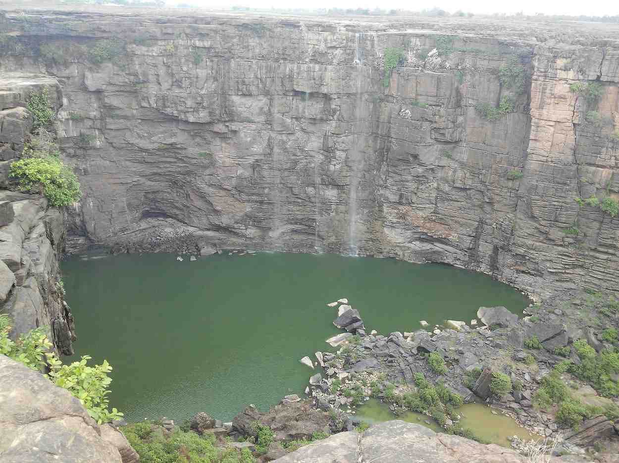 bahuti falls