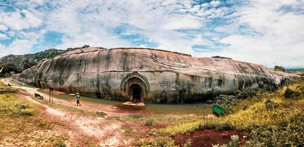 barabar caves sultanpur