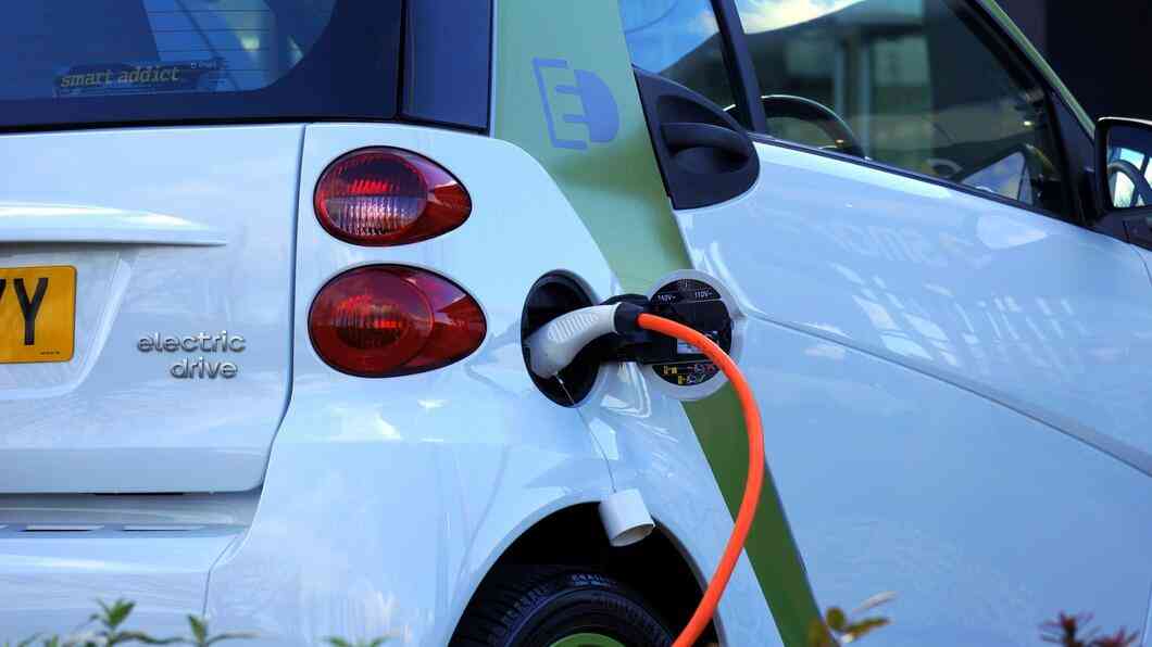 Types Of Electric Vehicles Bevs Fcevs Hevs And Phevs Explained 5399