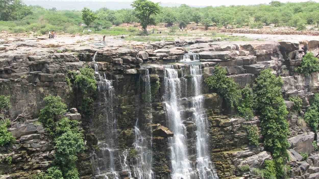 bhimlat waterfall bundi