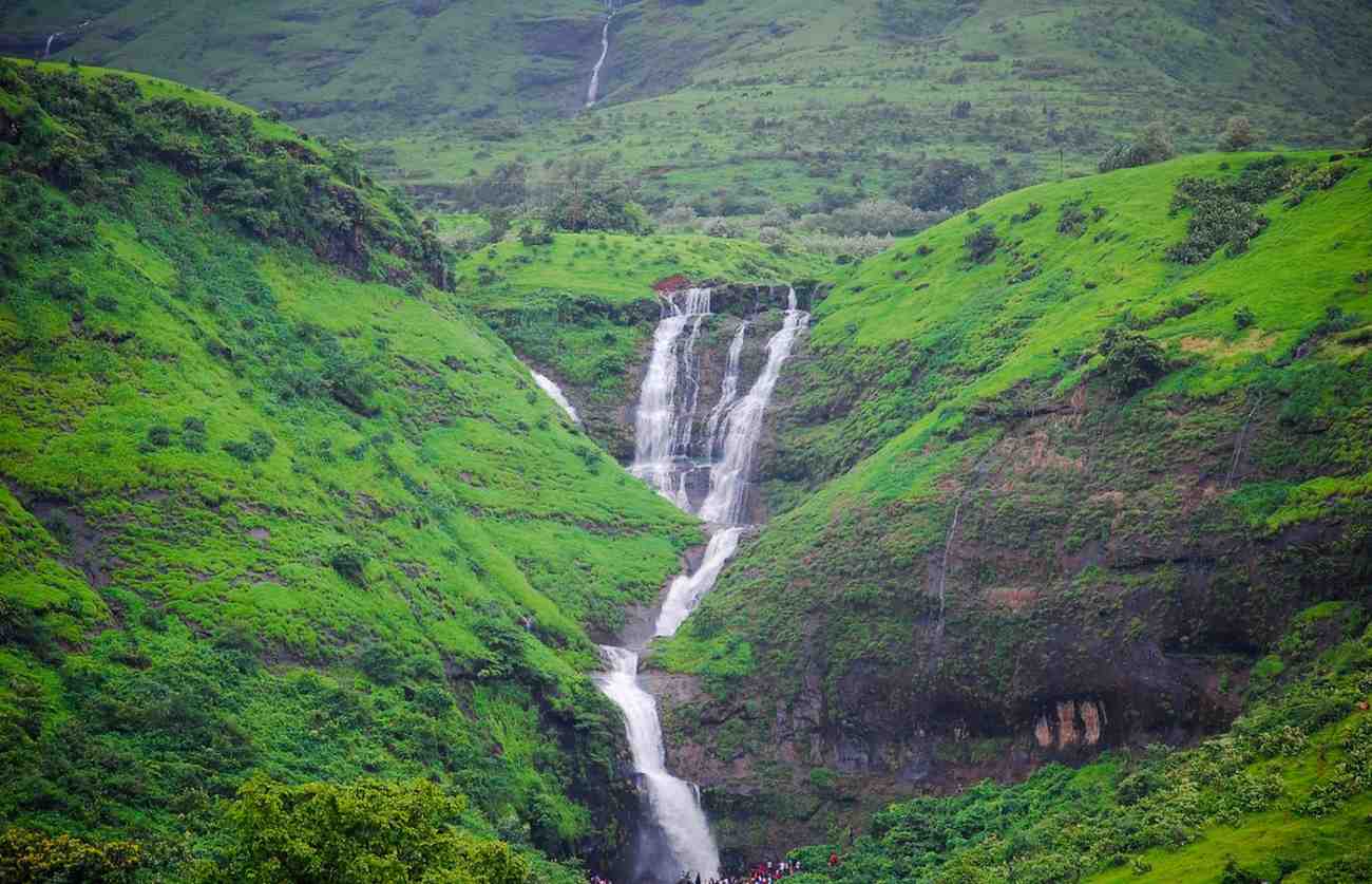 bhivpuri waterfall karjat taluka