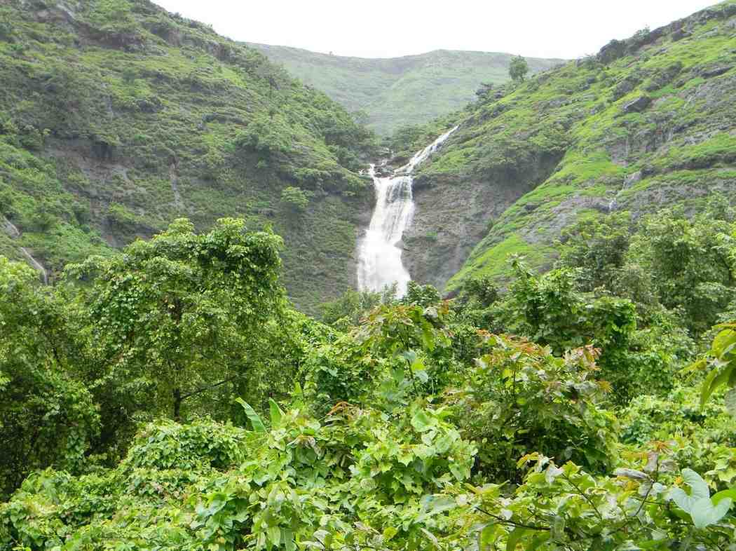 bhivpuri waterfalls kajrat