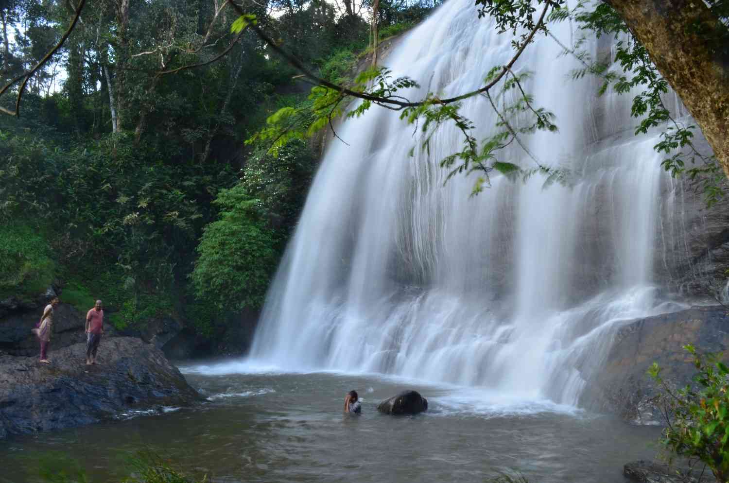 chelavara falls coorg