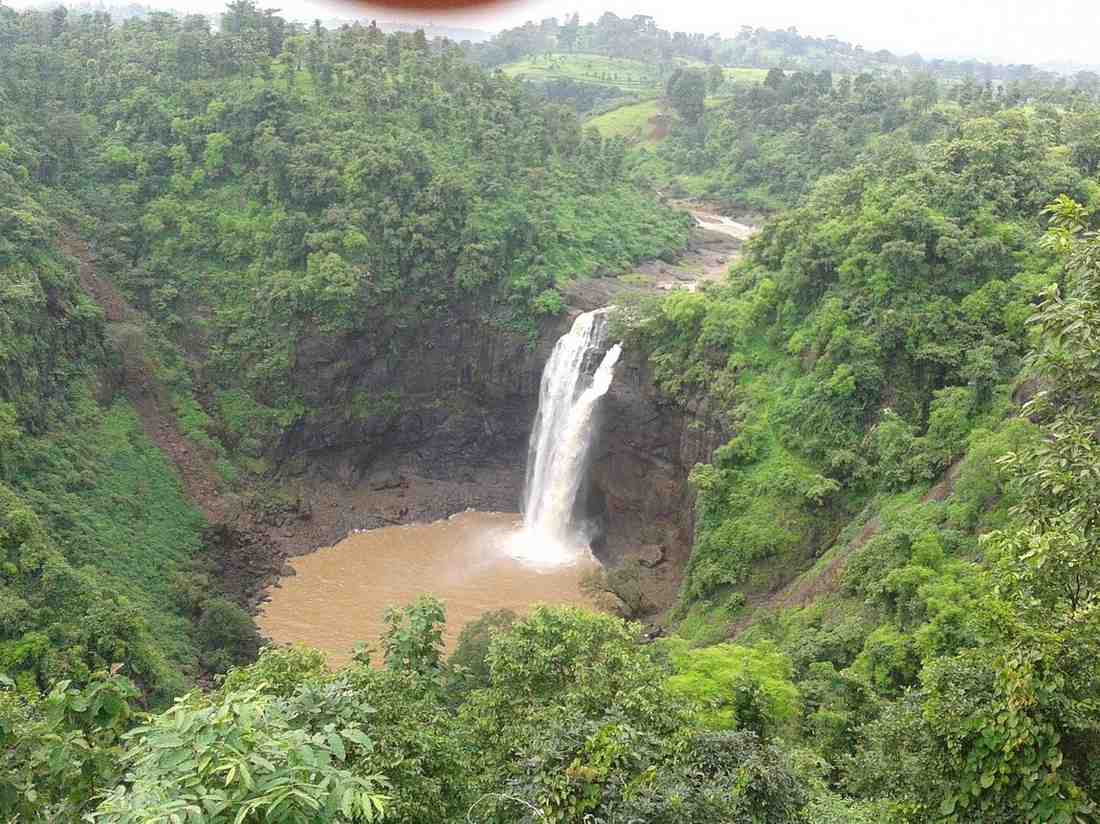 dabdaba falls mumbai