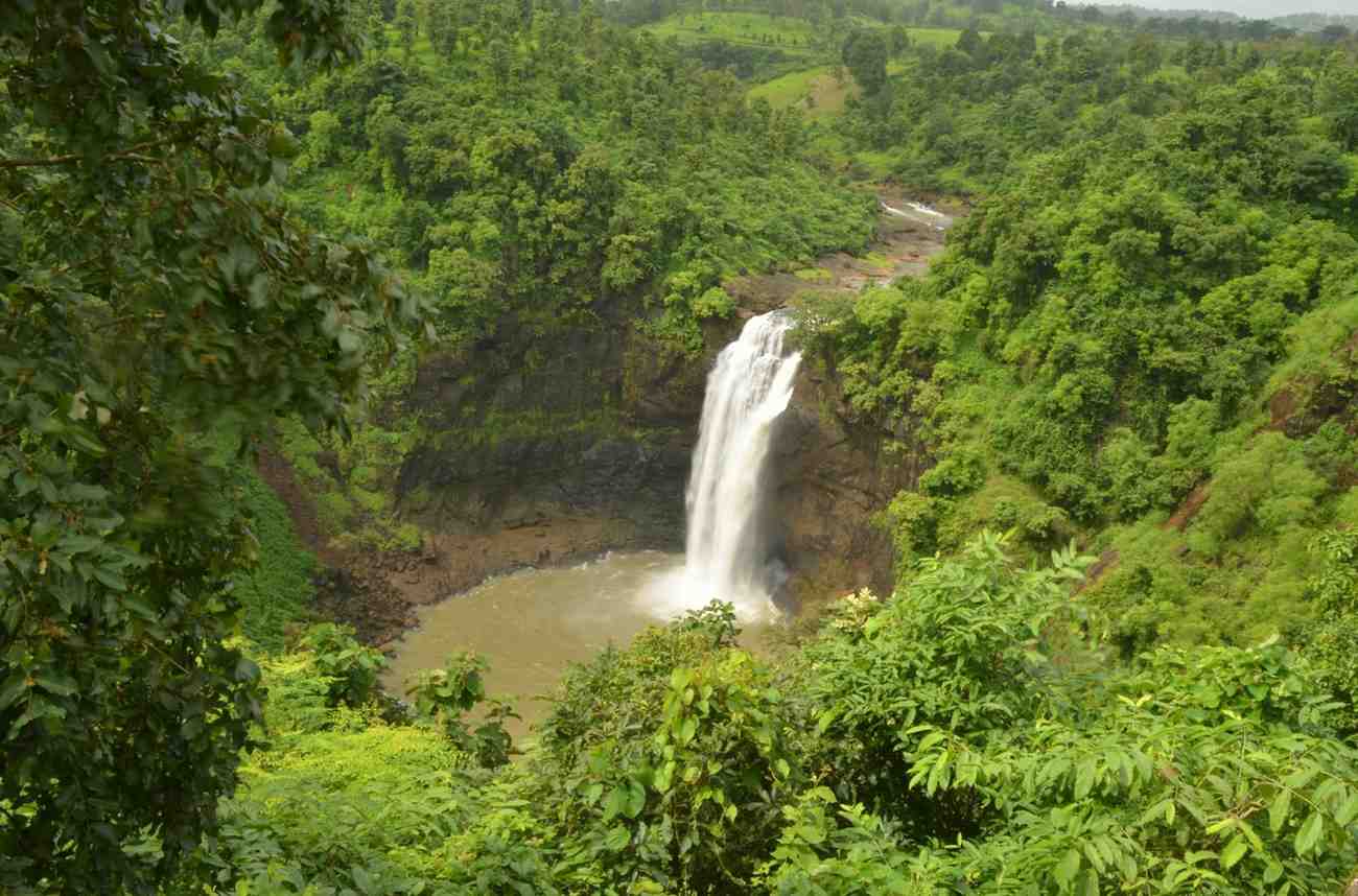 dabhosa waterfall dabhosa village jawhar