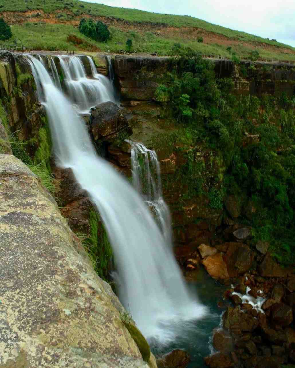 dainthlen waterfalls sohra