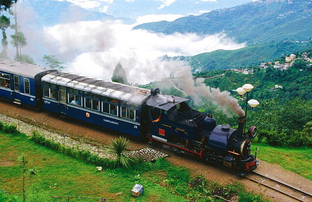 darjeeling himalayan railway