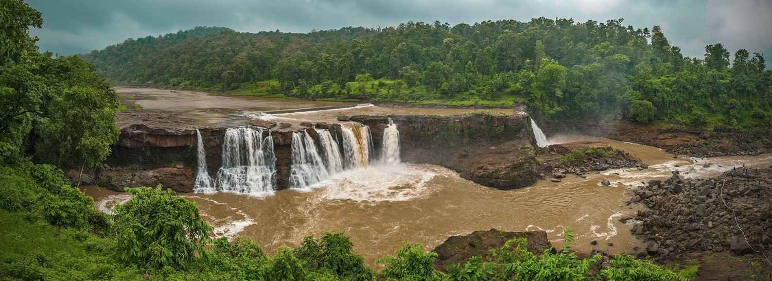 gira waterfall waghai