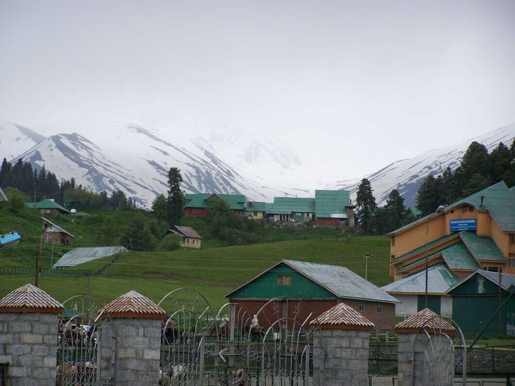 gulmarg summer