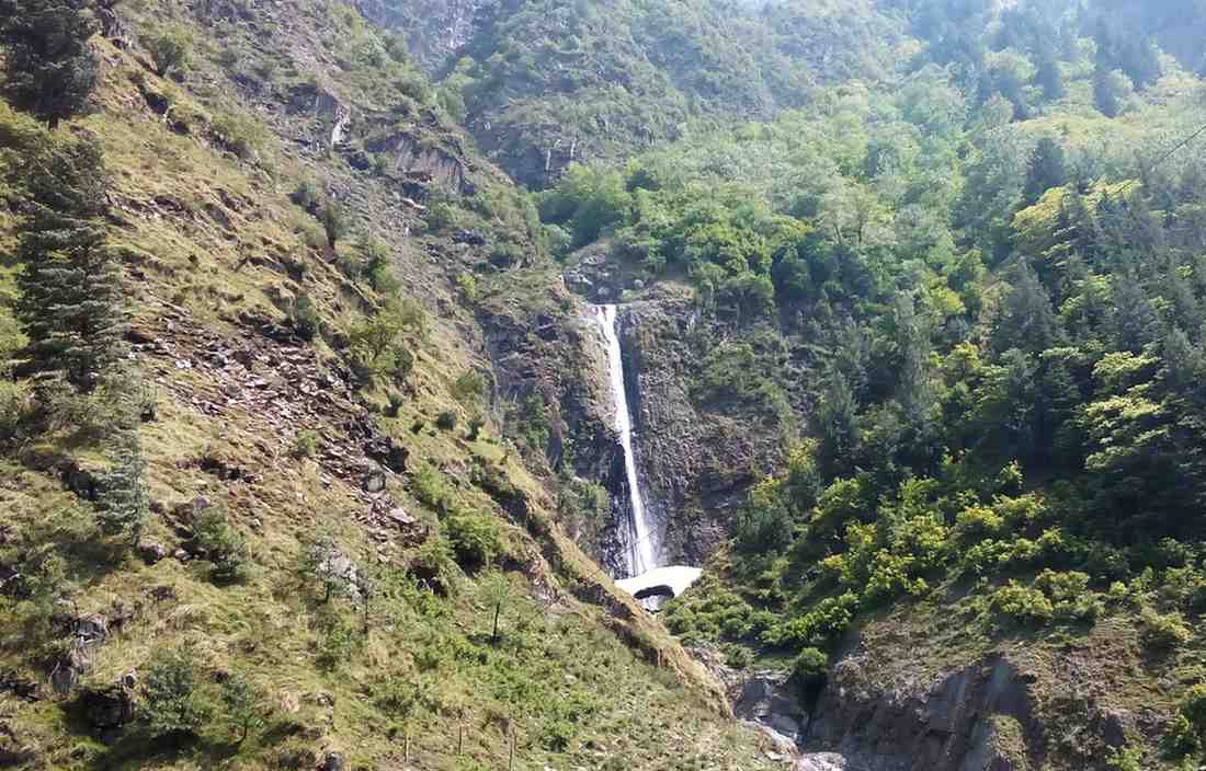 hadsar waterfall chamba