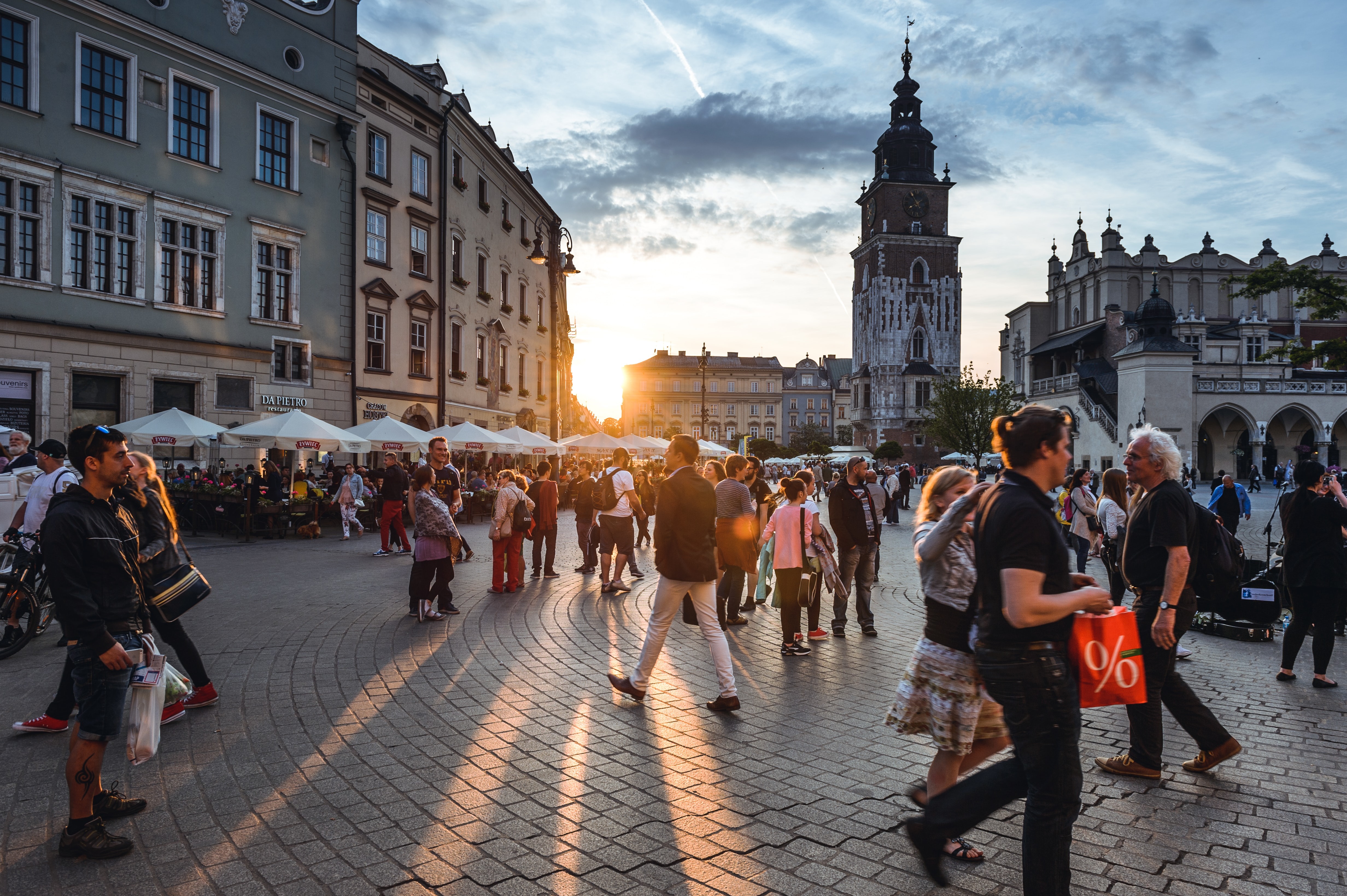 how many airports are there in poland