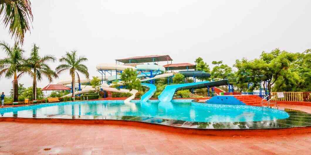 jheel water park and gardens