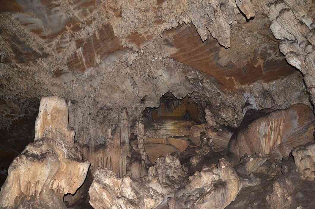 kailash and kotumsar cave