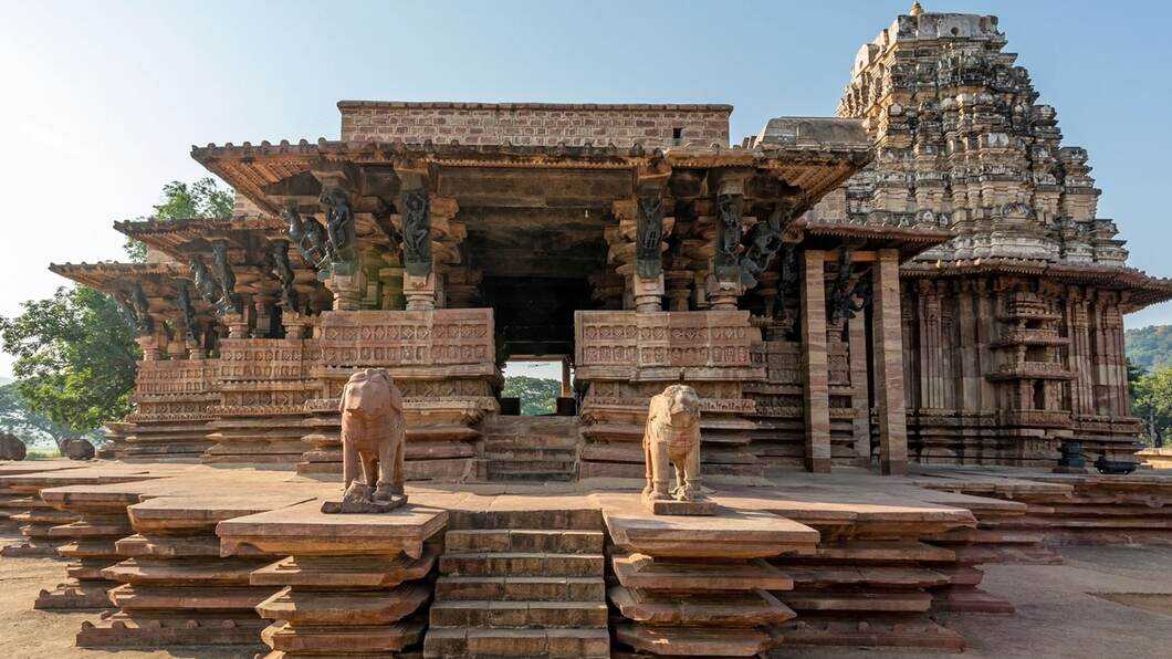 kakatiya rudreshwara temple