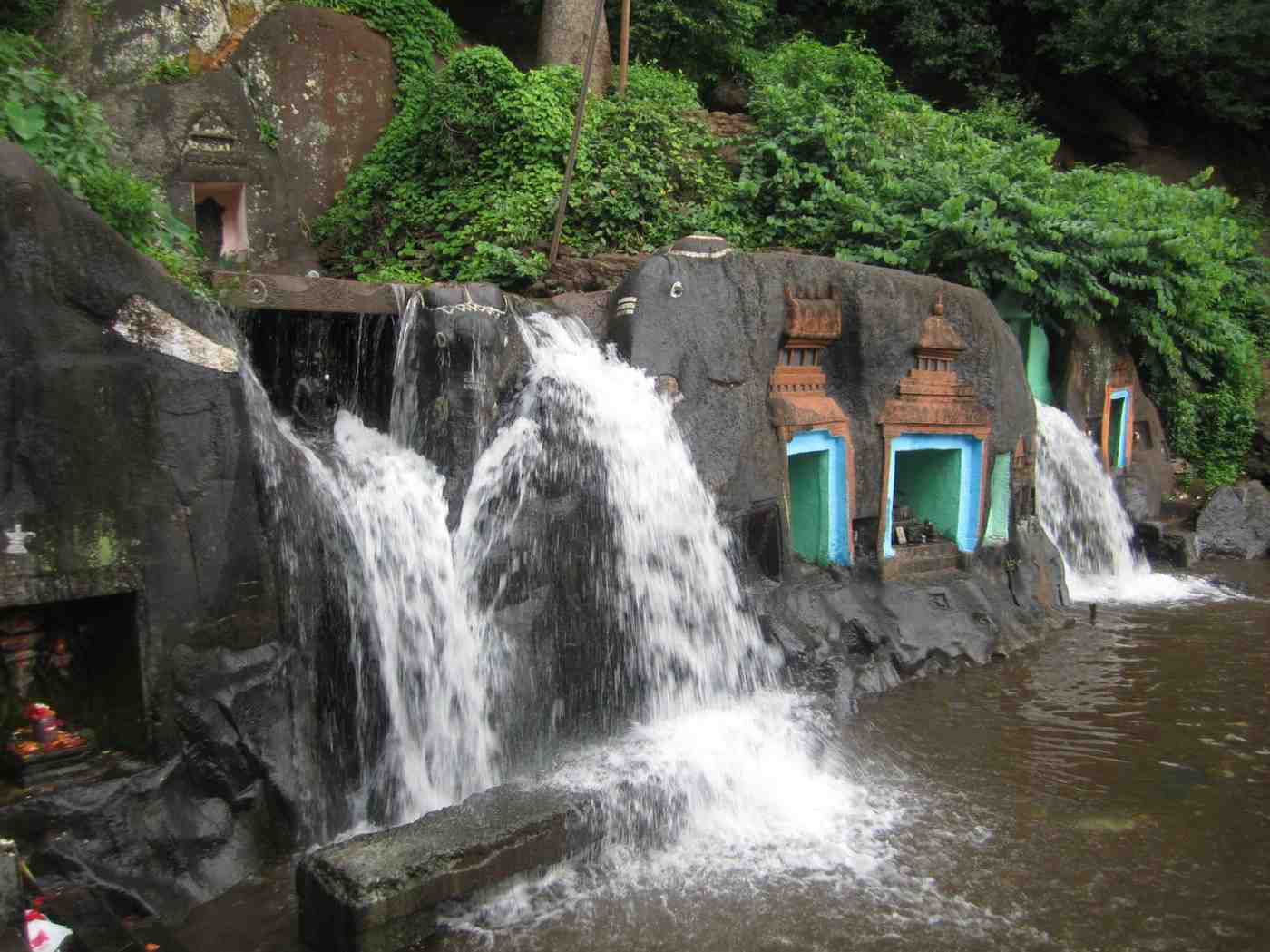 kalhatti falls