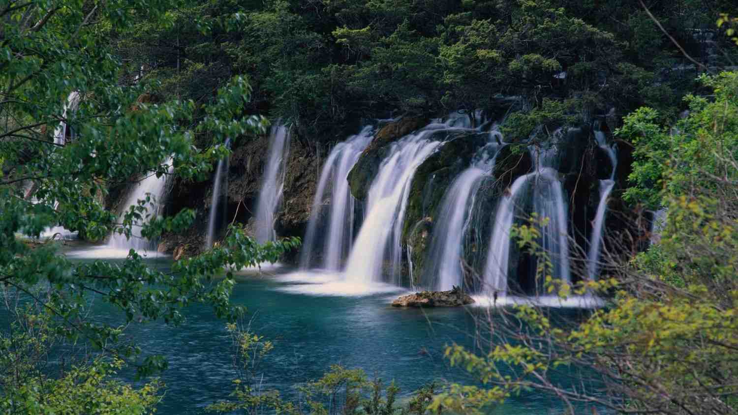 kempty falls tehri garhwal