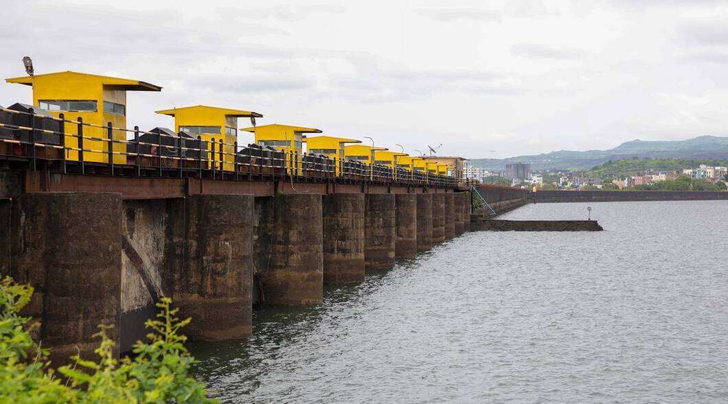 khadakwasla dam