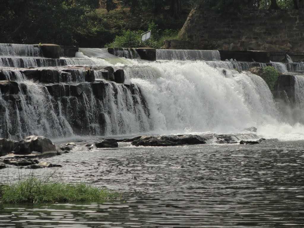 kodiveri waterfall