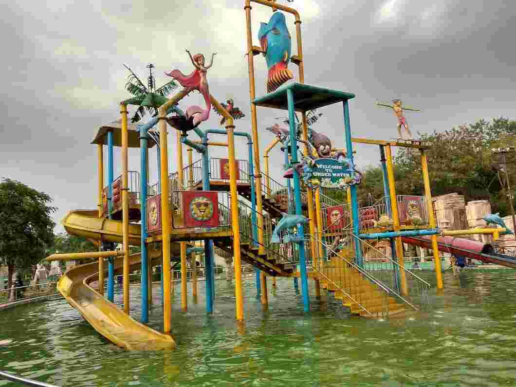 krazy castle aqua park