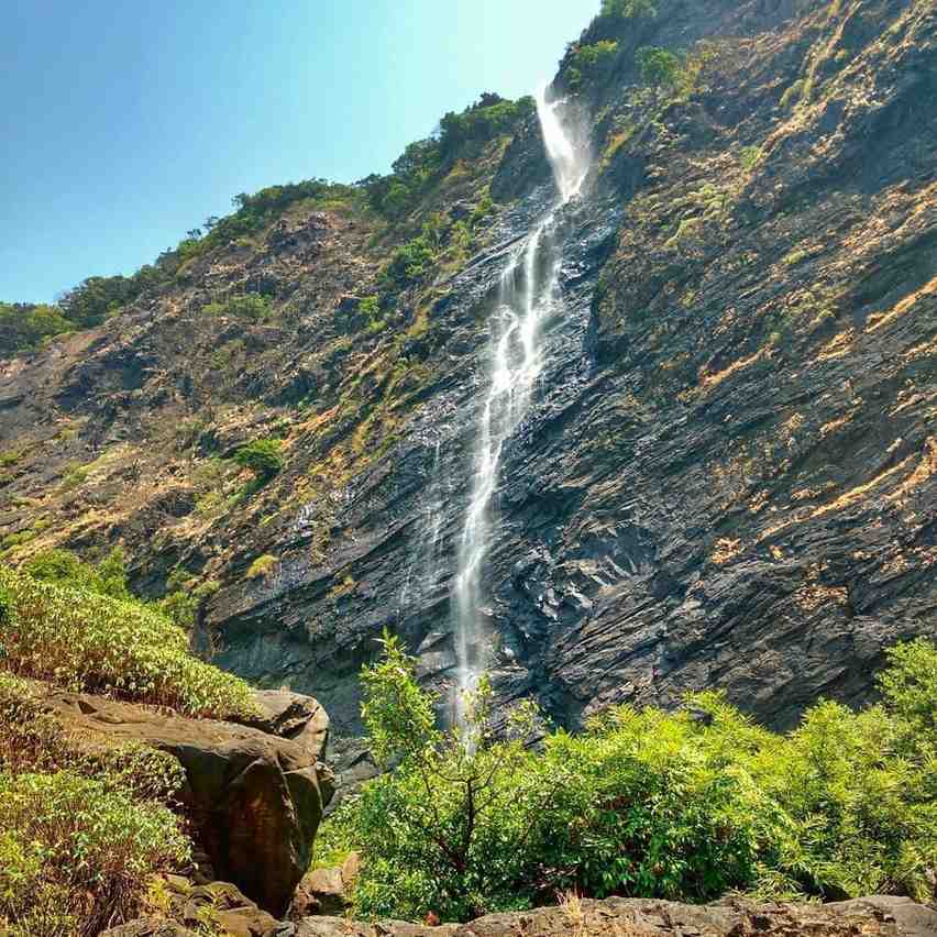 kudumari waterfalls chaktikal