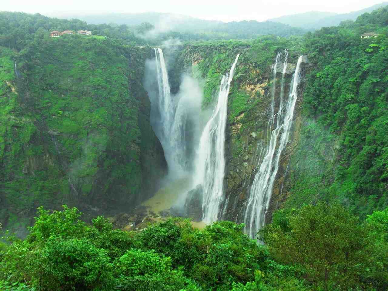 kune falls mumbai