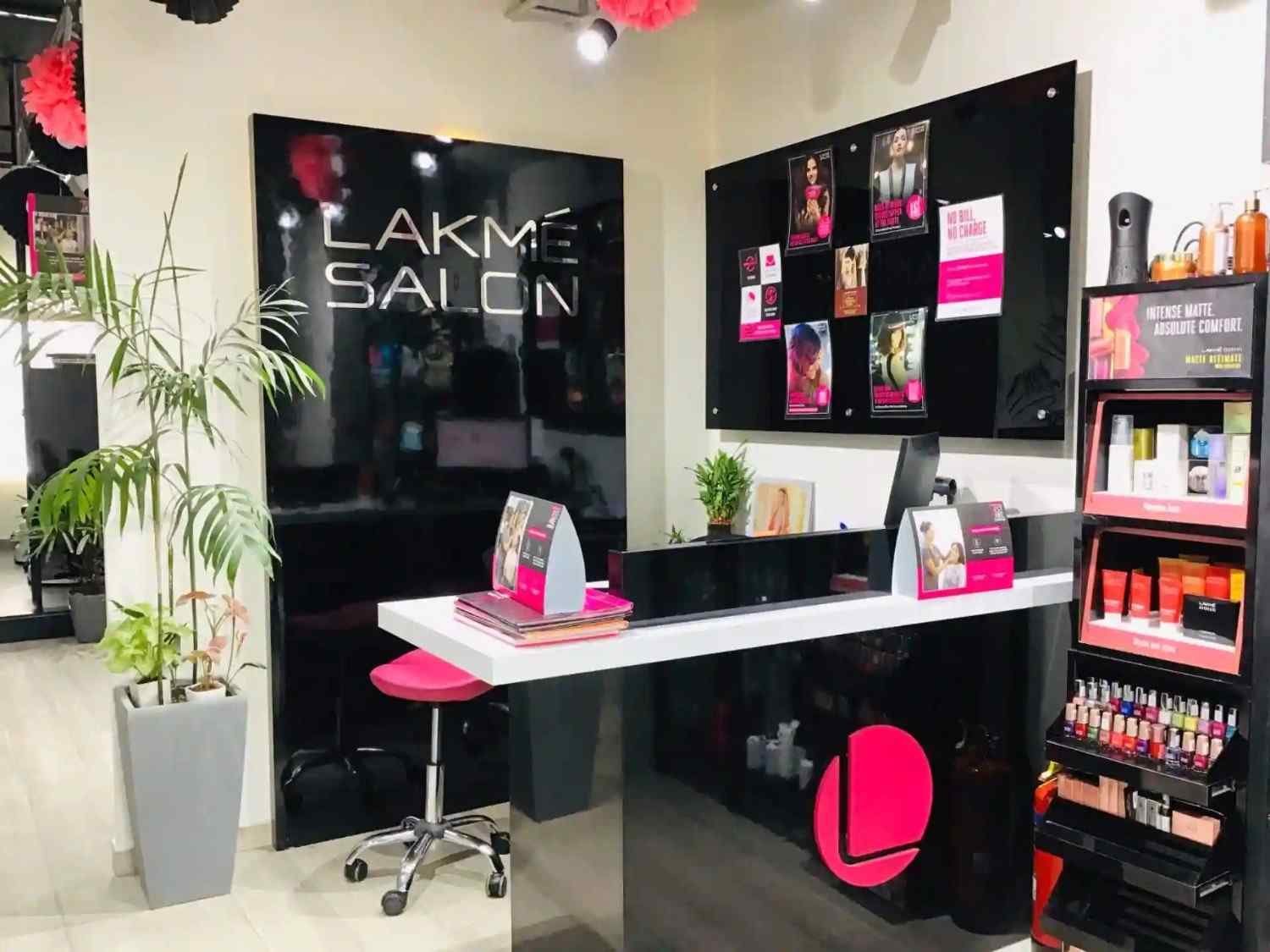 lakme salon