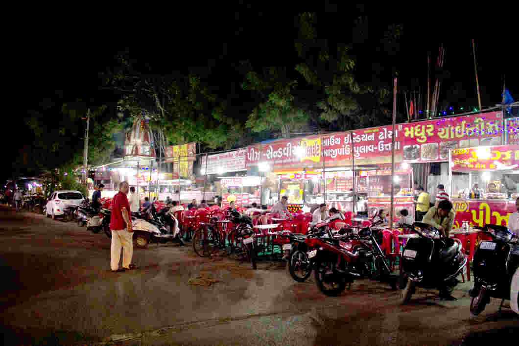 manek chowk