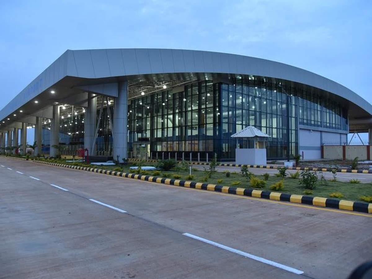 List of 15 Airports in Karnataka: Category, Terminals & Services Provided