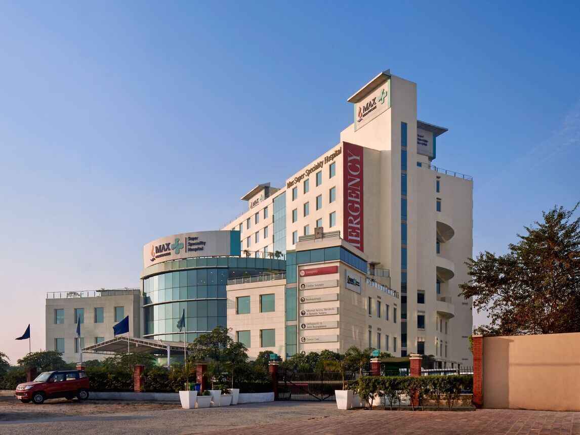 max super speciality hospital