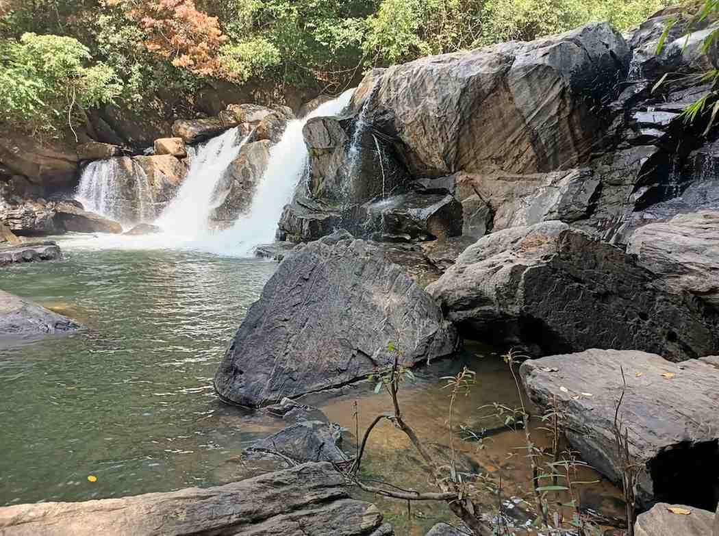 mookanamane waterfall jedigadde