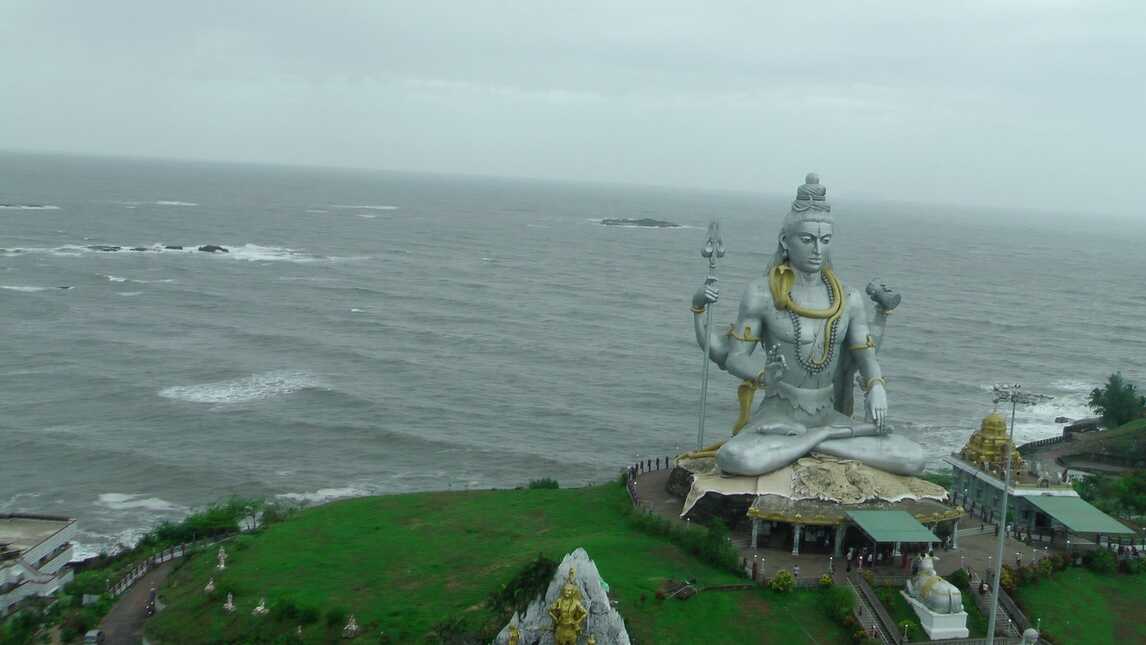 murudeshwar beach