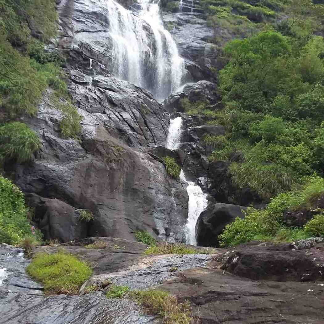 nyayamakad waterfall munnar