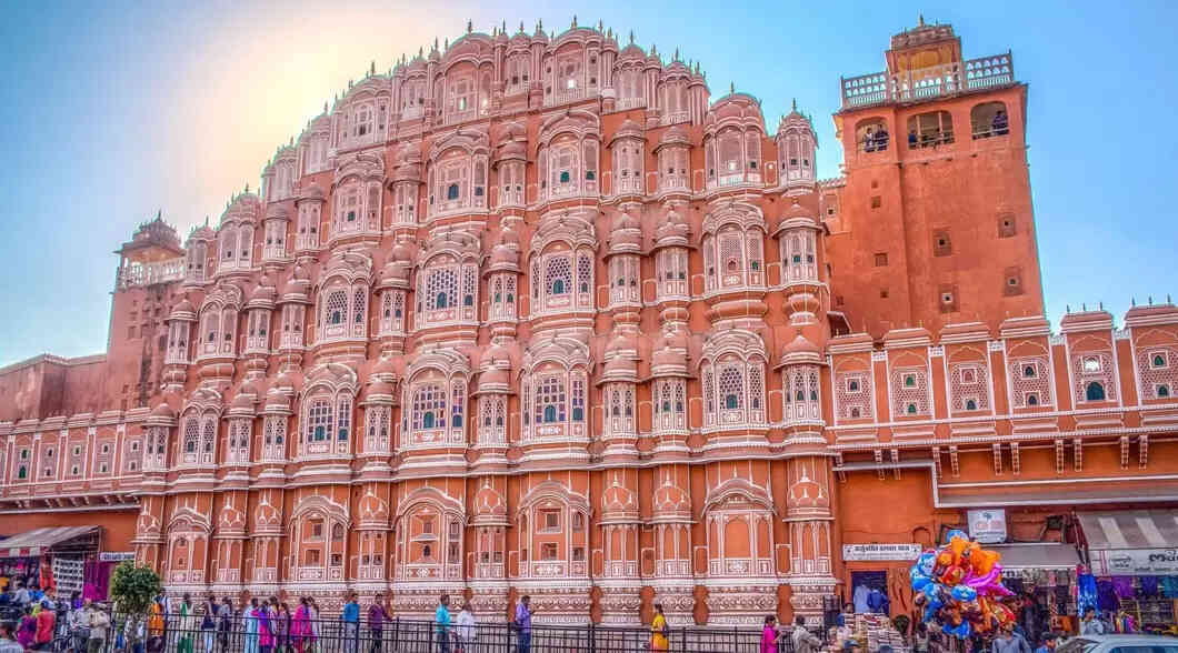 oneday trip hawa mahal