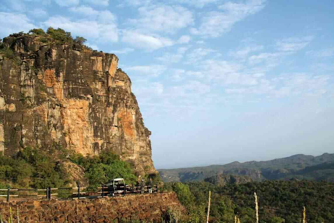 pachmarhi image